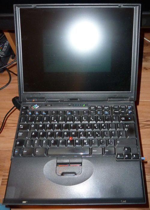 1999 IBM Thinkpad 570E 2644-6BG 13" Pentium III zasilacz TYLKO Wrocław