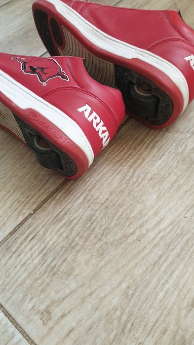 Продам кросовки-ролики.