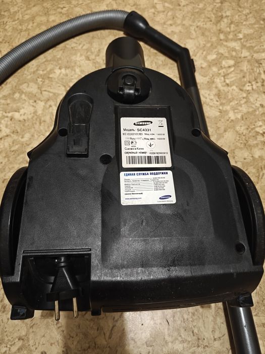 Пилосос Samsung SC4331 несправний