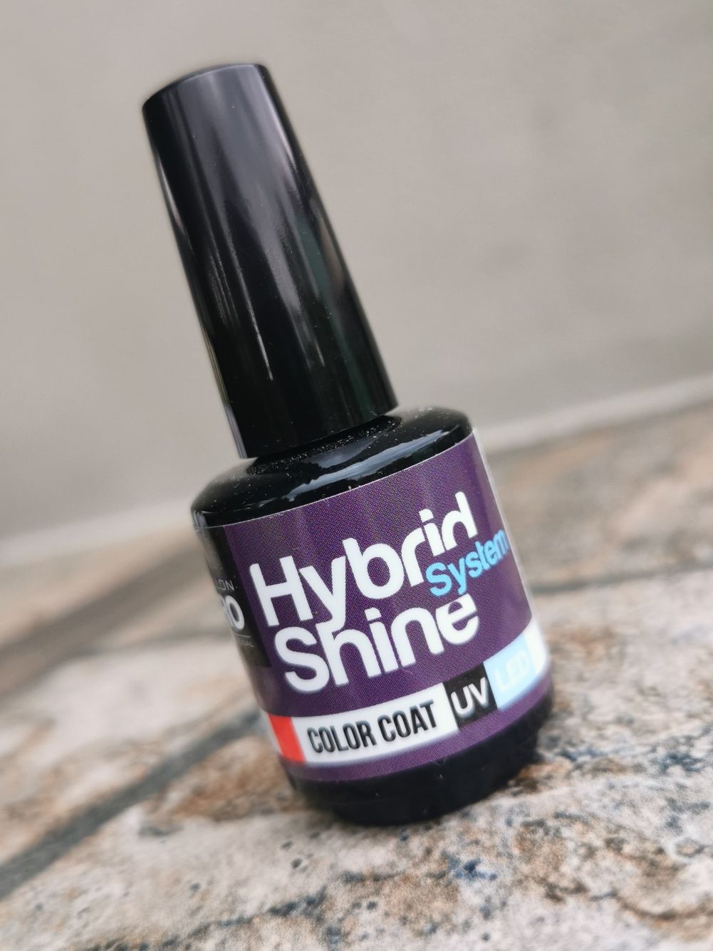 Nowy lakier hybrydowy firmy Mollon Pro Professional Hybrid Shine