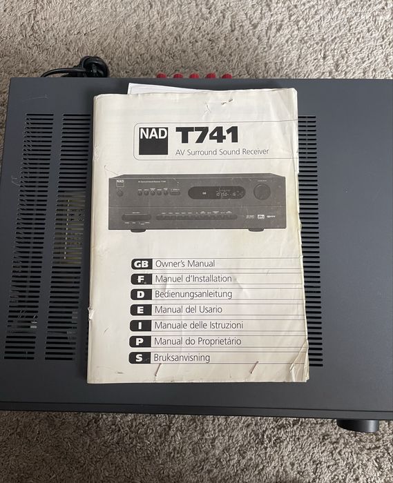 Amplificador NAD T 741