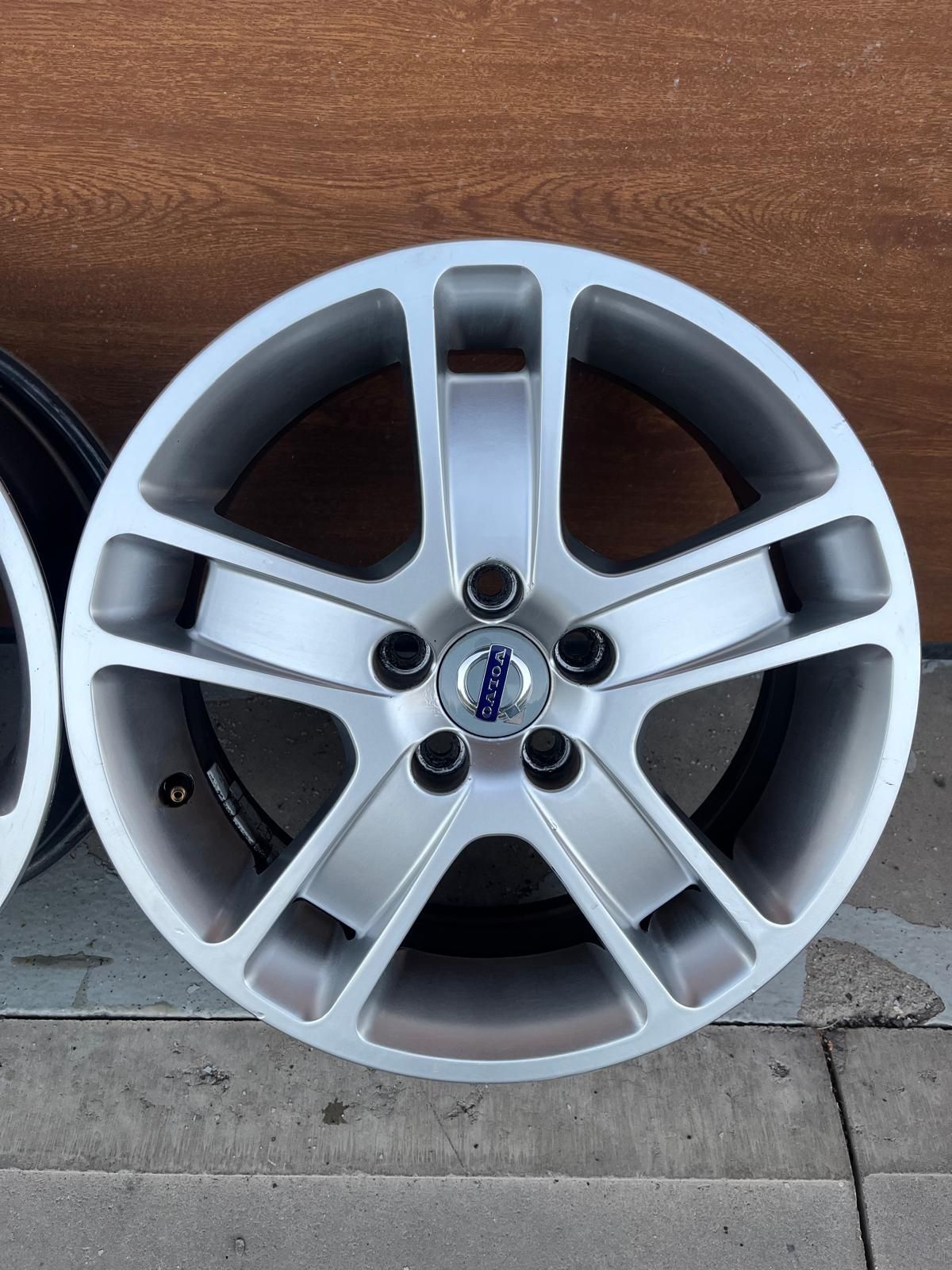 Alufelgi 17 5x108 Volvo V50 V60