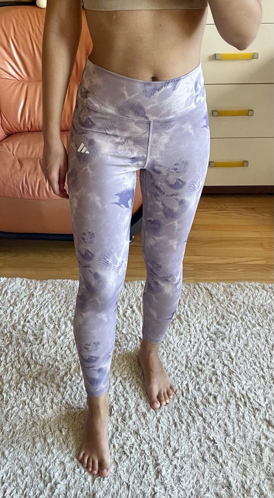Рожеві легінси Adidas