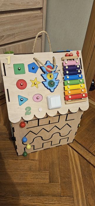 Бізікуб бізіборд великий 60×40×40