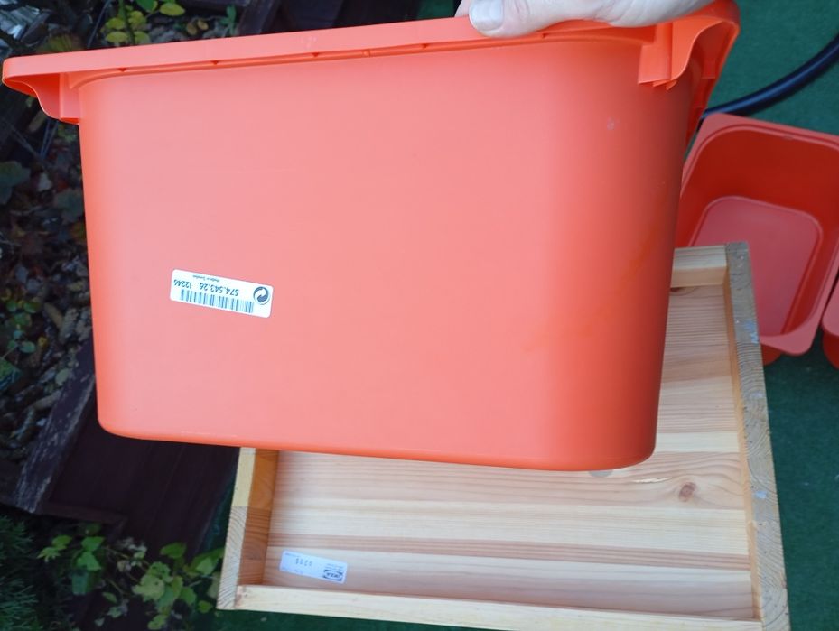 Ikea TROFAST Regał drewniany z 3 pojemnikami, sosna 44x30x91cm