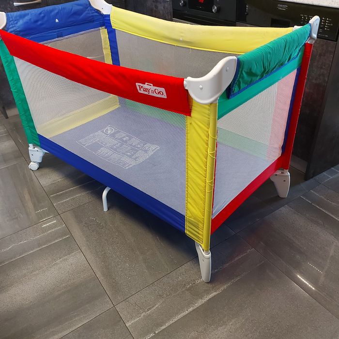 Łóżeczko turystyczne składane dla dziecka/ kojec