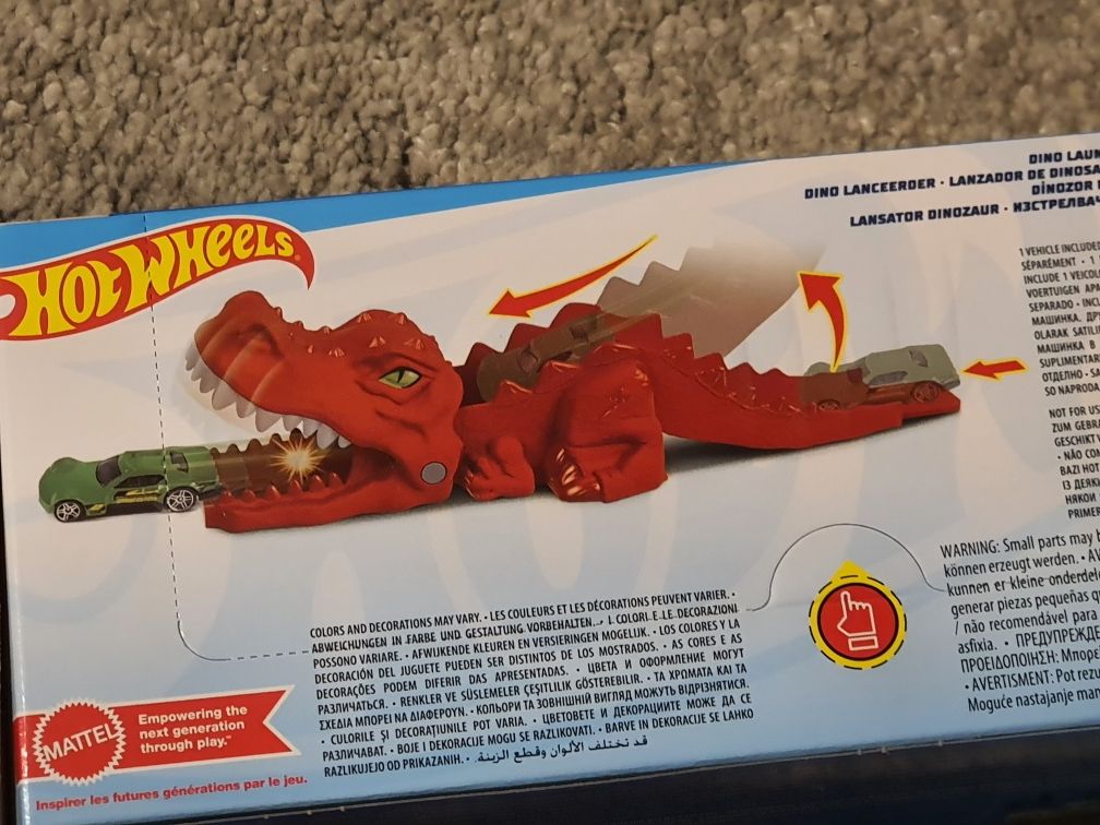 Dobra cena mikolaj 2023 Autko zabawka wyrzutnia Hot Wheels City