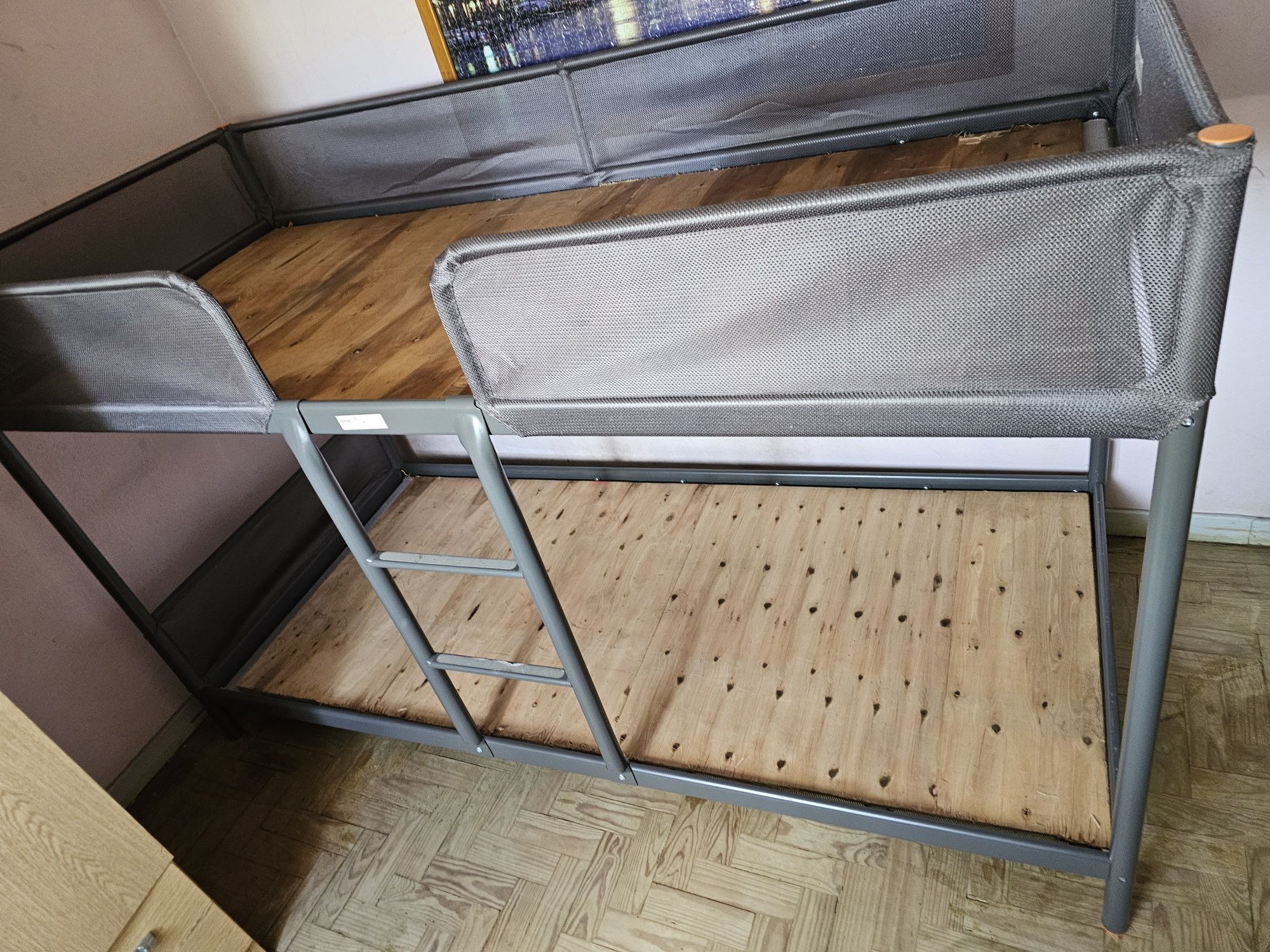 Cama de 2 Andares para criança - Colchão incluído!