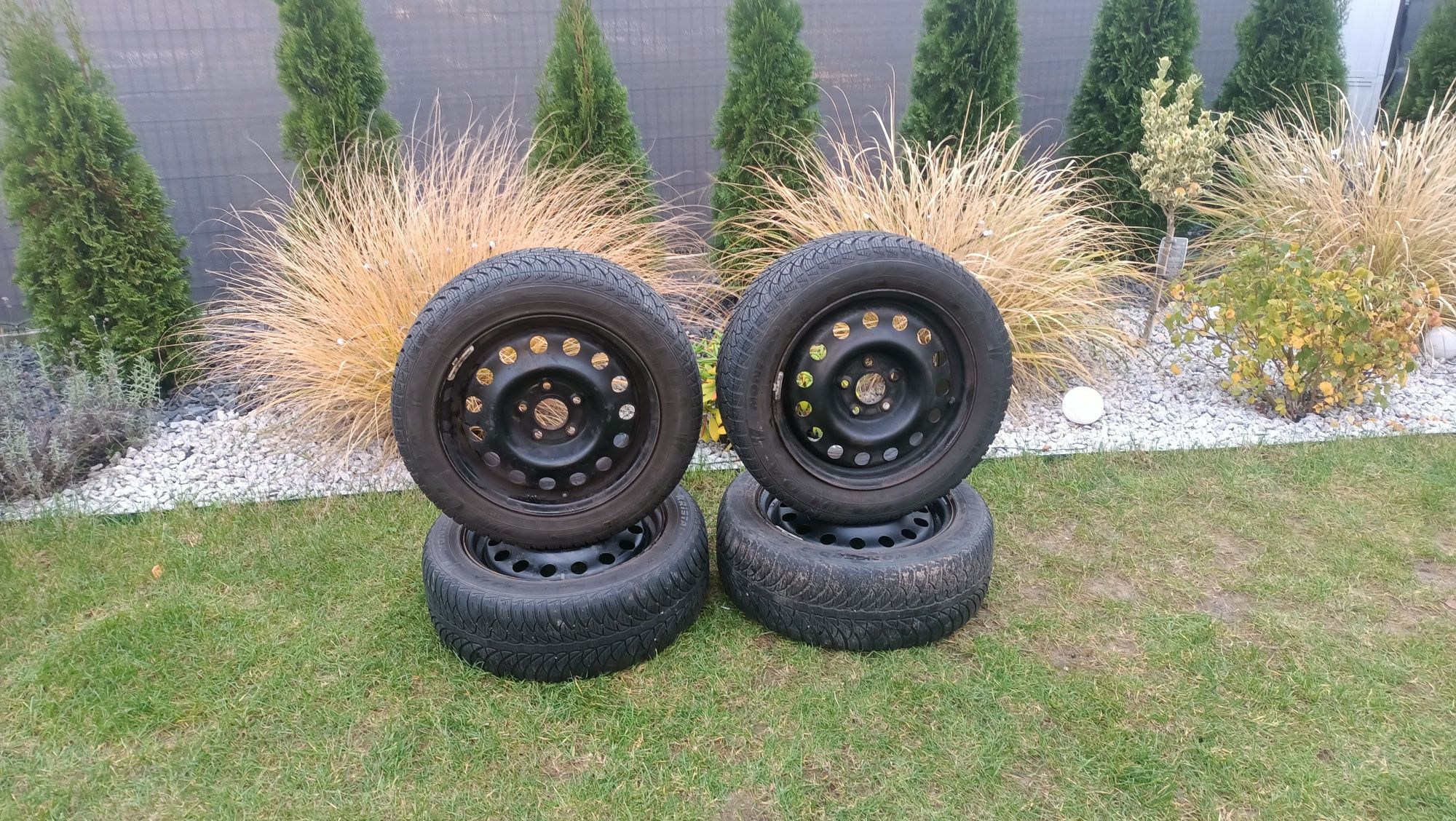 Koła zimowe felgi 16 5x114,3 et51 Kia Hyundai czujniki