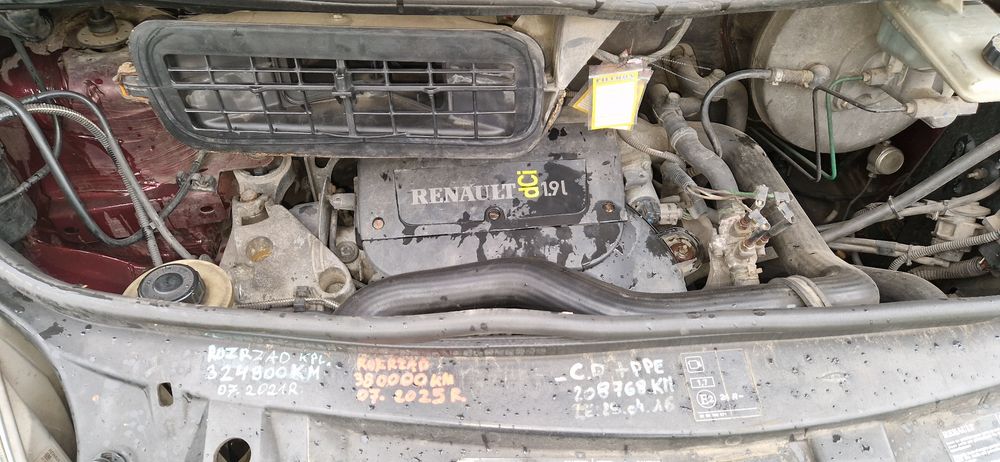 Trafic 1.9 #101koni# 2003r  5 osób.