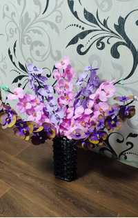 Продам вазу с цветами ручная работа