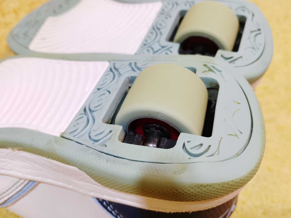 Heelys Propel 2.0 р.33 770607 Роликові кросівки ролики на колесиках