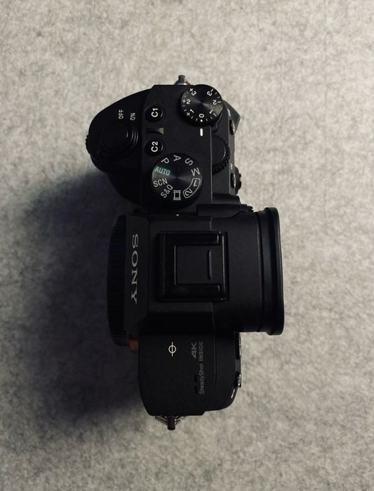 Sony A7III - Corpo & Cage + Acessórios