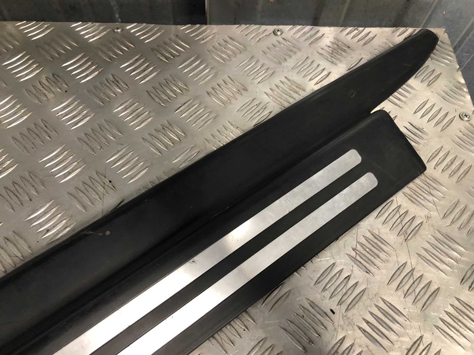 Listwa progowa prawa Audi A4 B6 Cabrio Kabrio