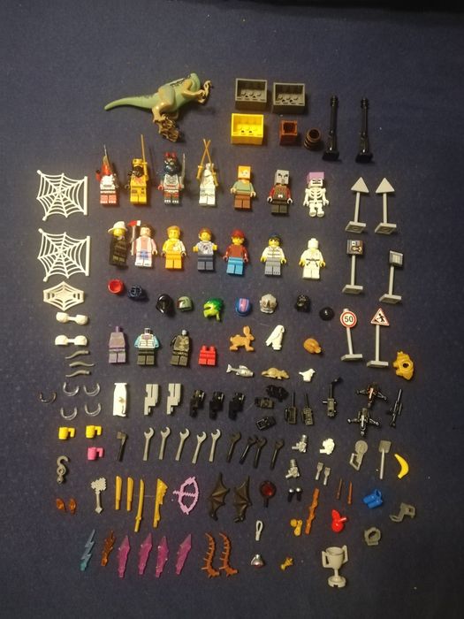 Lego minifigurki, zwierzątka i akcesoria