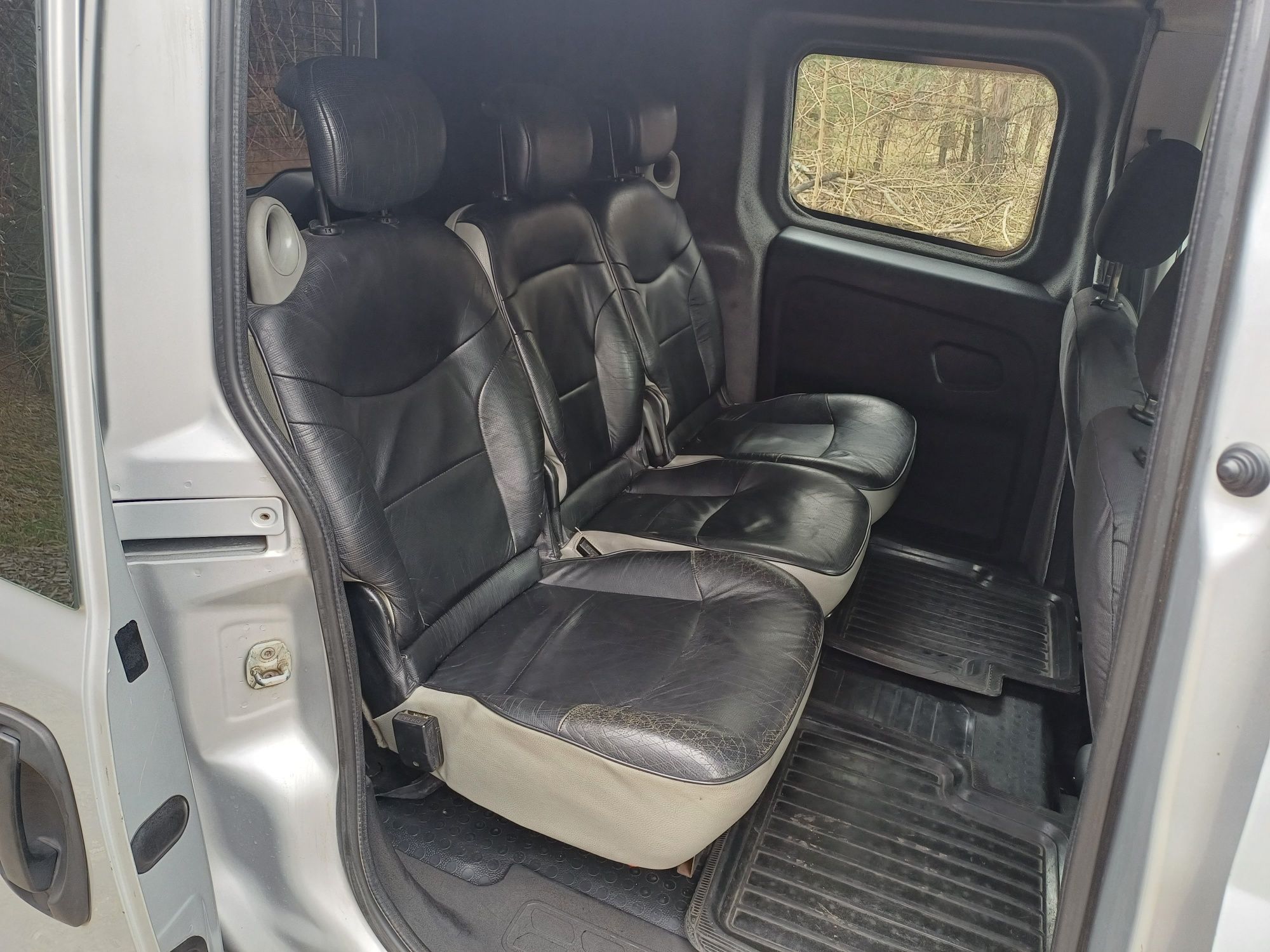 Опель комбо 2015 Opel Combo 1.3 2015