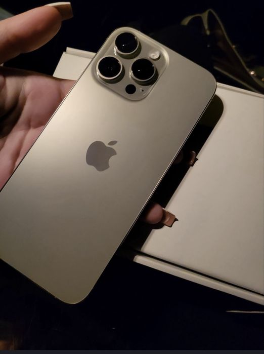 IPHONE 16 Pro max  Selinho Limpo