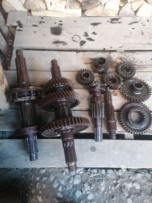 Продам шестерні різні