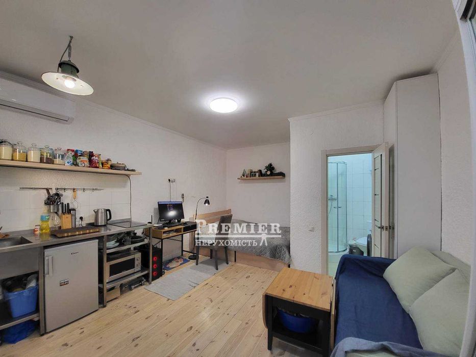 1-кімнатна квартира з ремонтом у Центральному районі