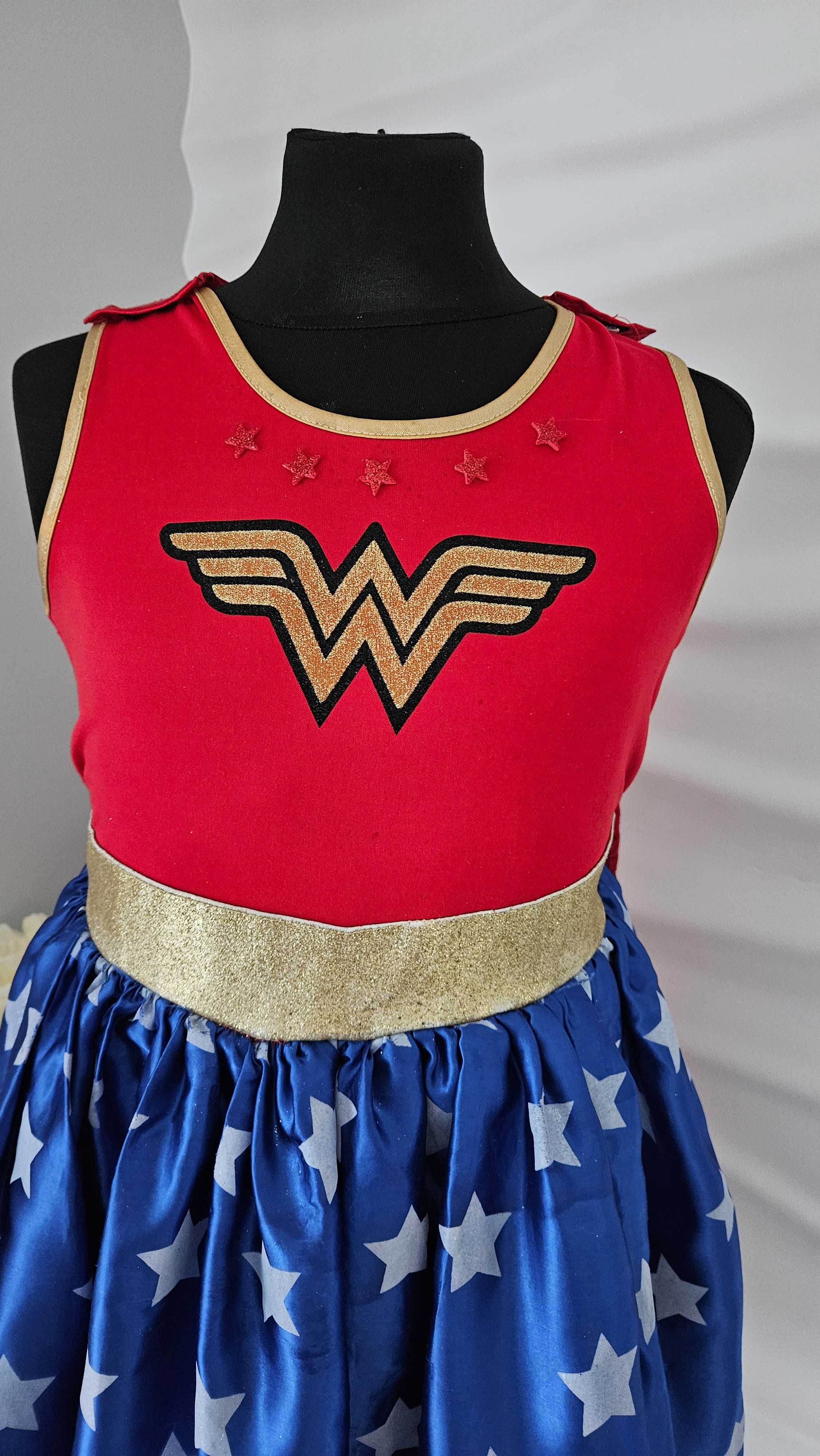 Marvel kostium super bohaterka Wonder girl 9/10 lat r. 140 bal