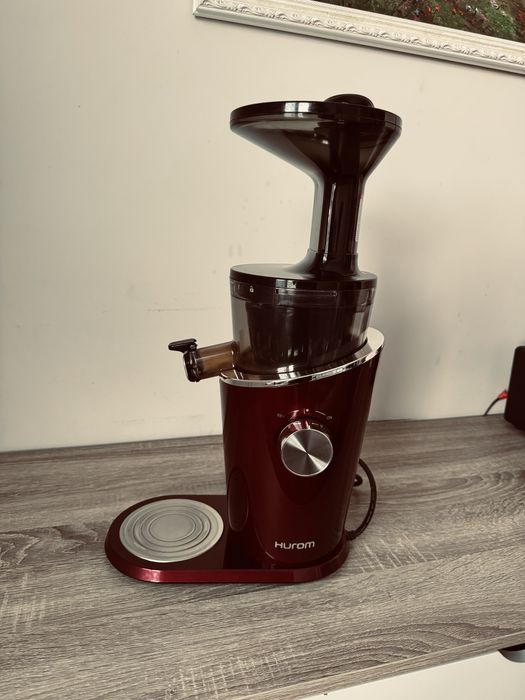 Корея! В чудовому стані шнековий якісний соковичавлювач Hurom
