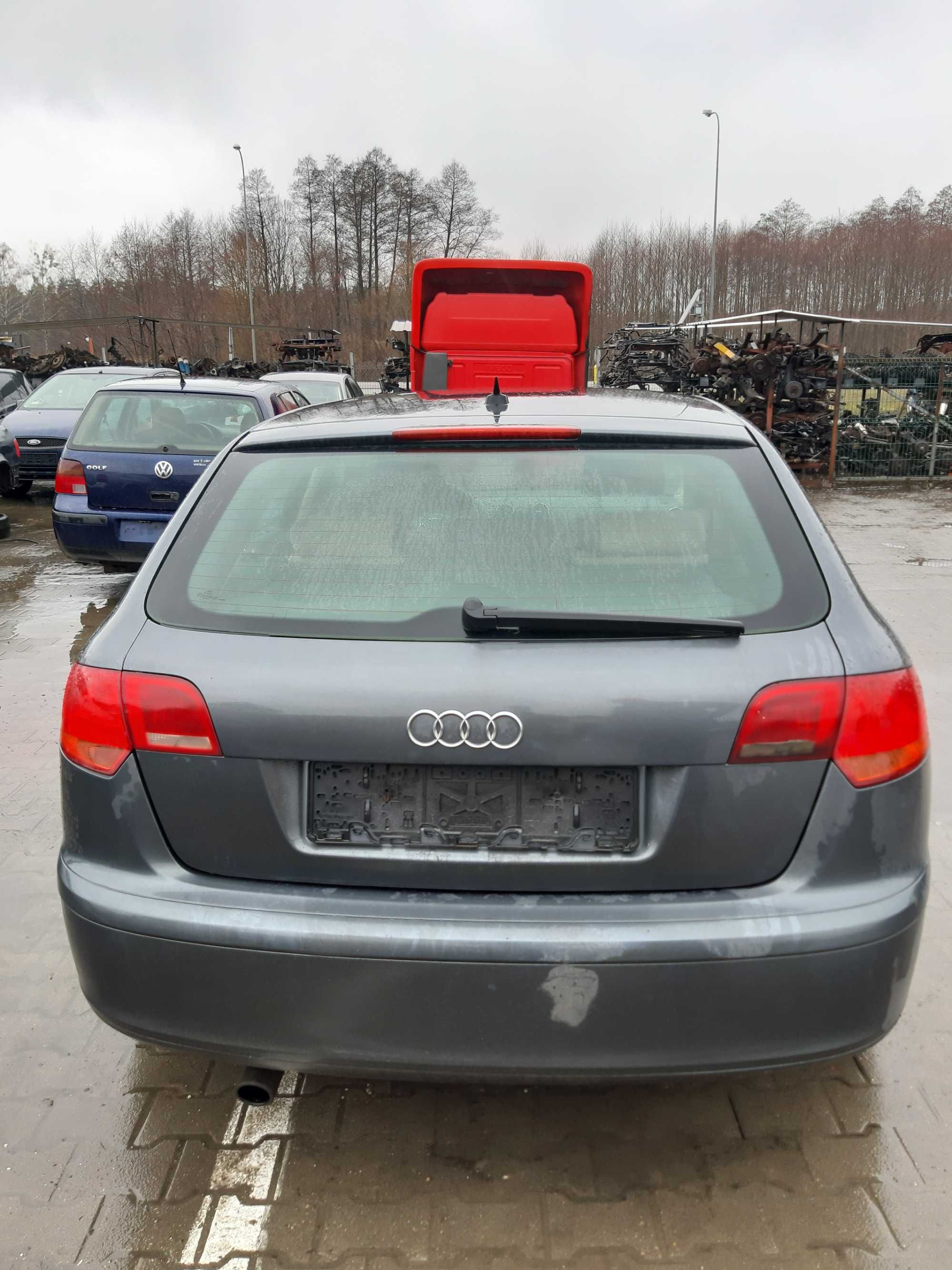 Maska LX7Z AUDI A3 8P Sportback drzwi zderzak lampa błotnik klapa