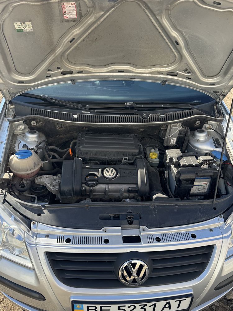 Продам власне авто Volkswagen Polo
