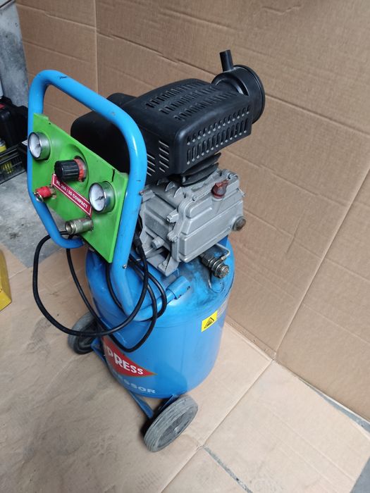 Kompresor pionowy Airpress HL 360/50 8 bar