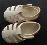 Sandalias crianca