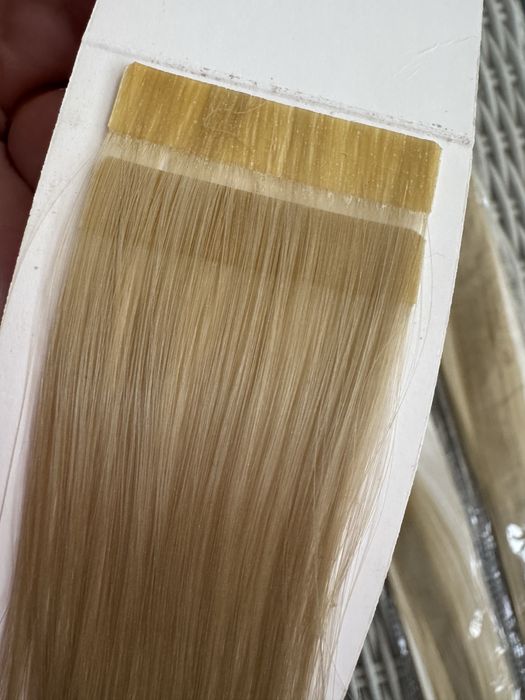 Naturalny blond włosy doczepiane kanapki metoda kanapkowa tape on
