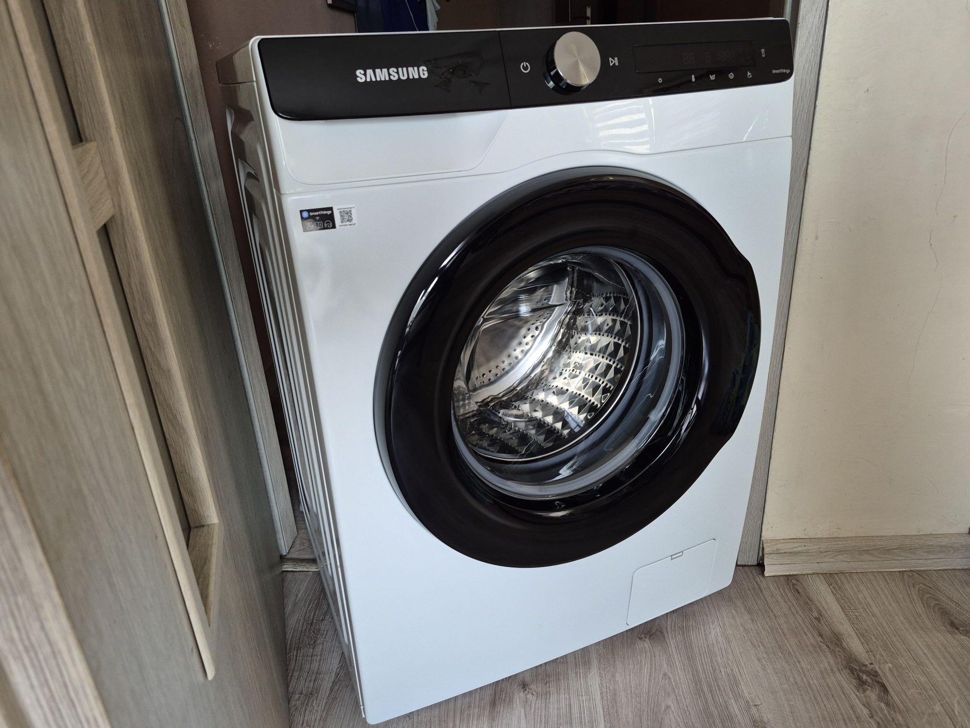 Pralka Samsung z Autodozowaniem EcoBubble AI Energy Control
