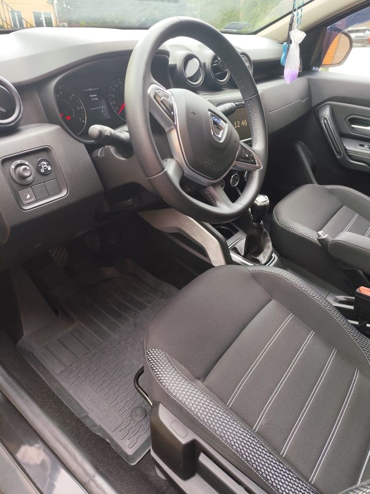 Dacia Duster 1.0 TCe Prestige SALON PL 
LPG