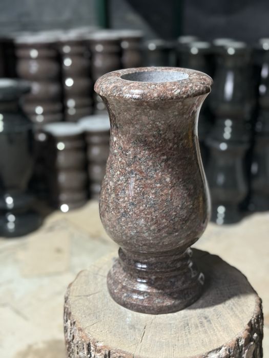 Вази, точені вироби