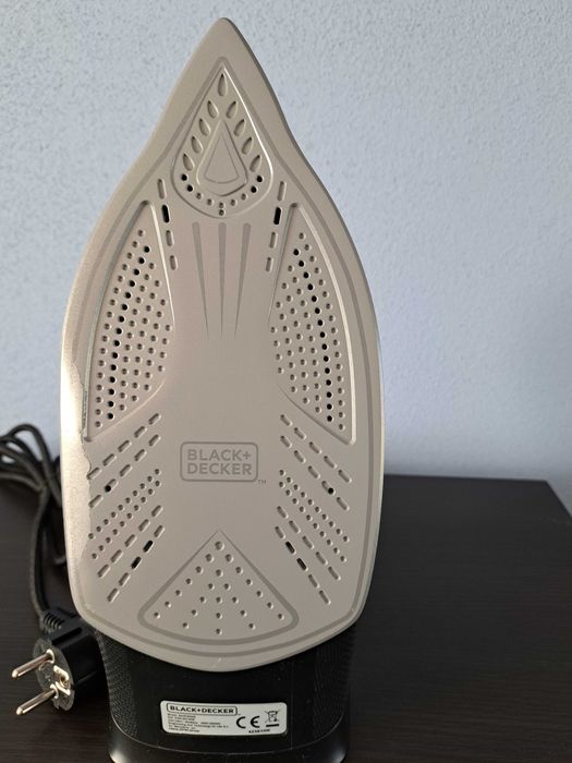 Żelazka Żelazko Black&Decker BXIR3000E 3000 W