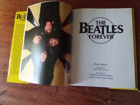 Книга "The BEATLES Forever" - (раритет, Англія 1981)