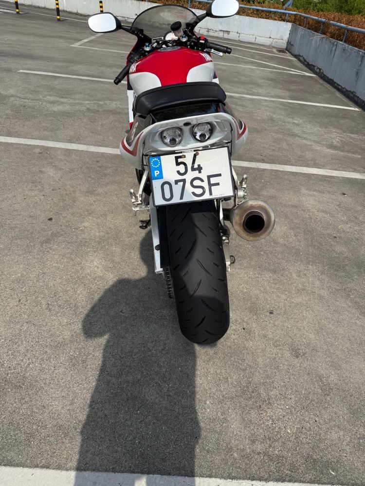 Vendo moto YAMAHA R6