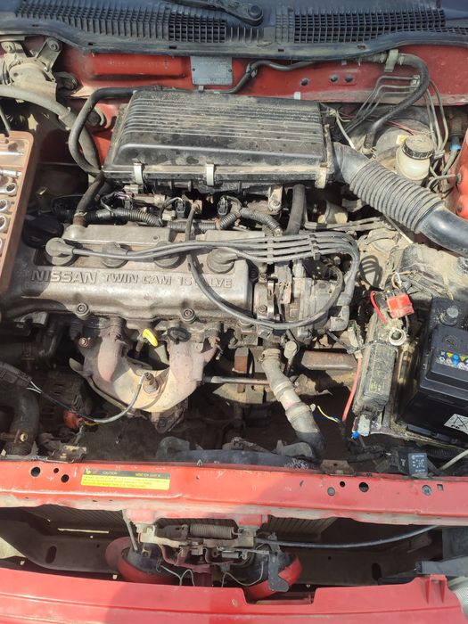 Двигун 1.6. Нісан прімера .Мотор Нісан Сані 1.6  бензин. Нісан прімера