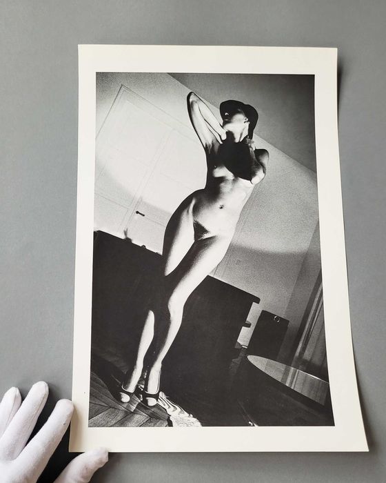 Helmut Newton – In my apartament, Paris, 1978 | Fotolitografia Zdjęcie