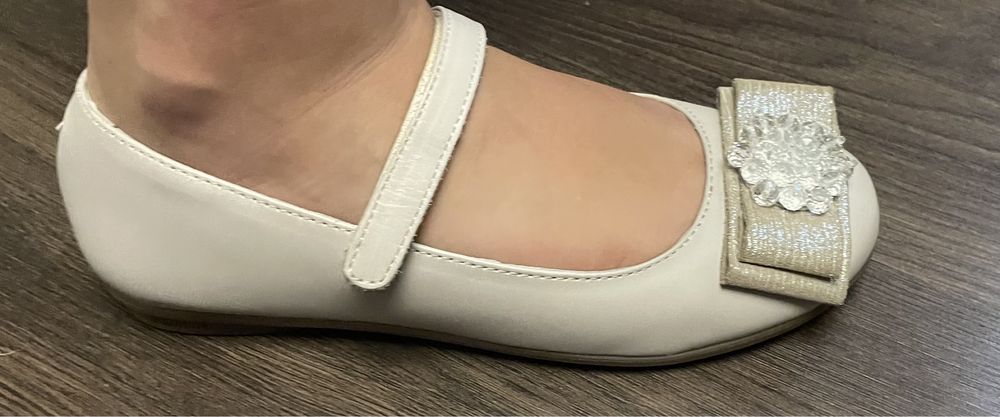 Туфлі - балетки на дівчинку- 35 розмір