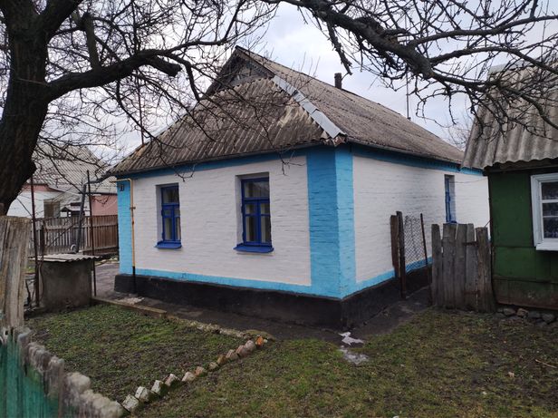 Продається будинок в місті Звенигородка.