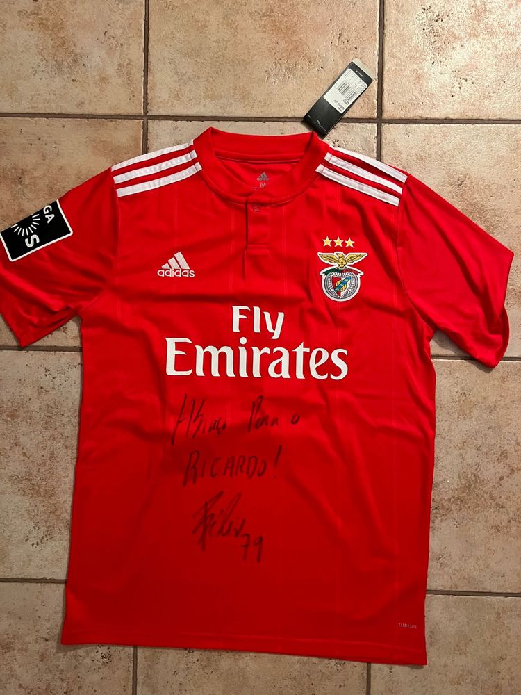 Camisola futebol João Félix autografada assinatura
