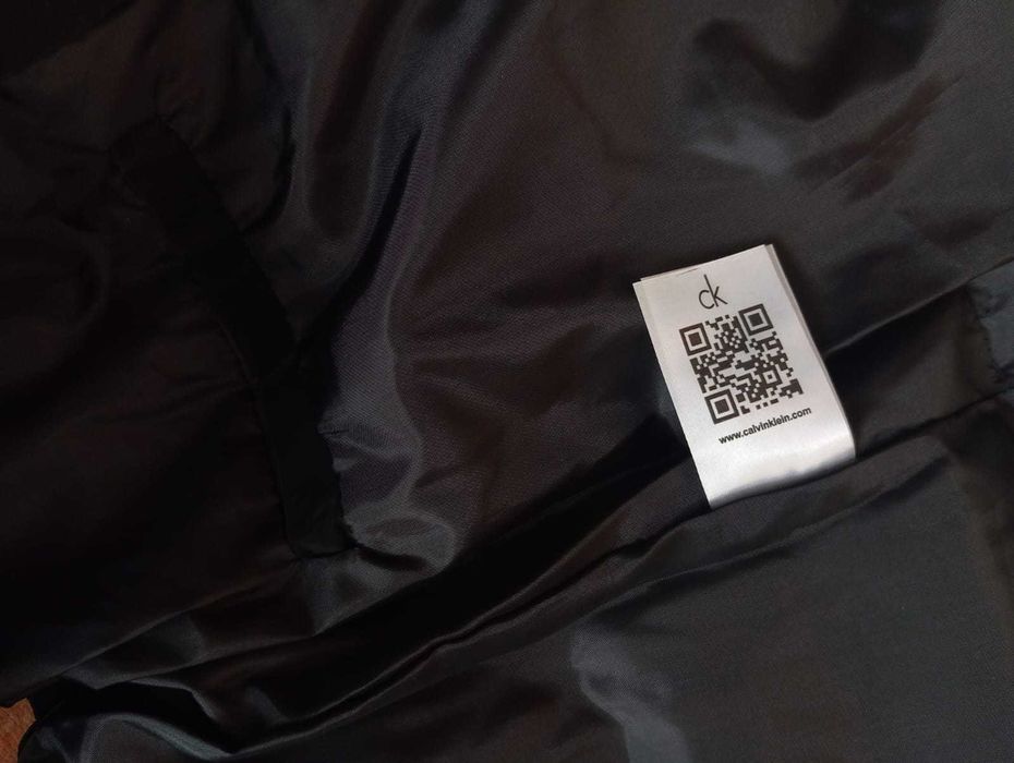 Kamizelka puchowa, bezrękawnik Calvin Klein - ciepła rozmiar L