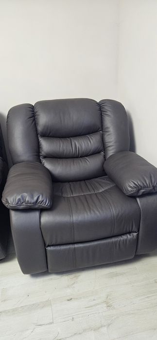Шкіряний диван та 2 крісла з реклайнером