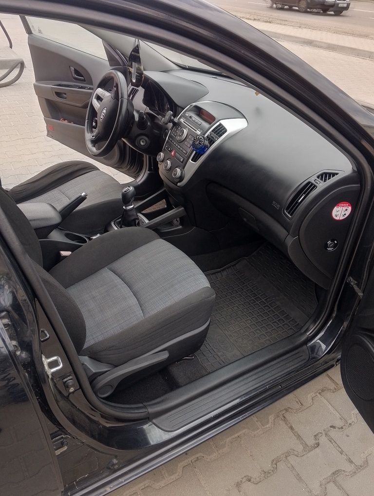 Продам Kia Seed 2011 року