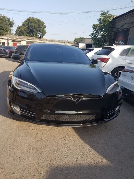 Продам Tesla model s P85 perfomance