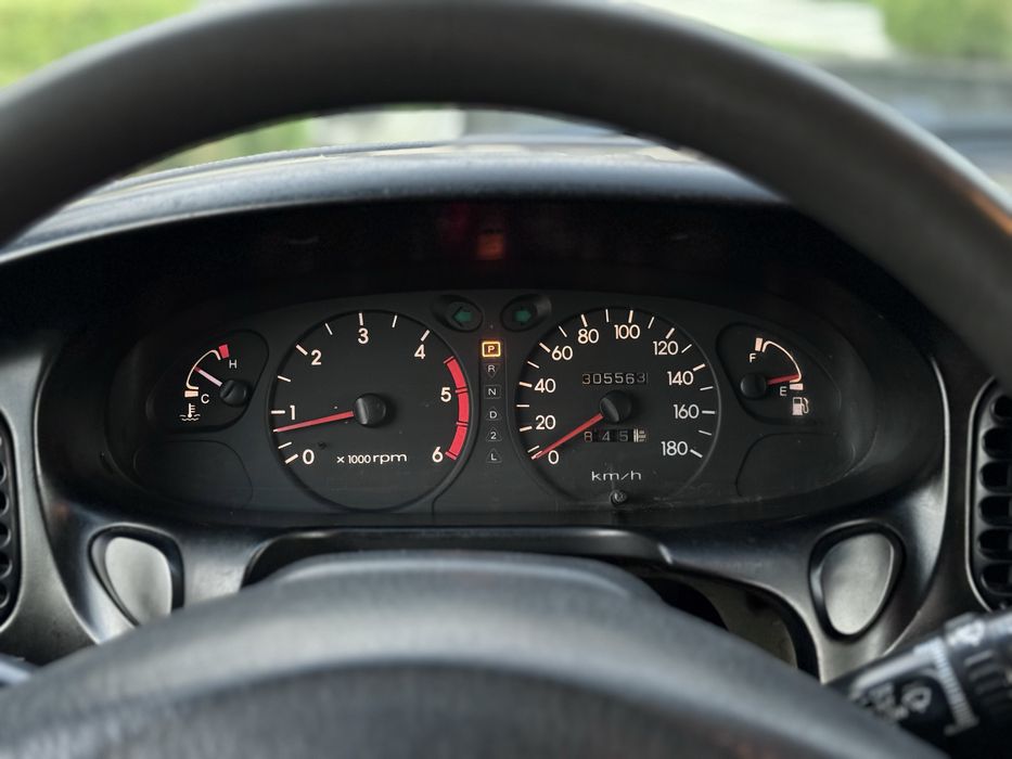 Hyundai H200 2.5 автомат