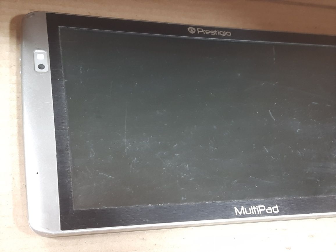 Планшет Prestigio PMP7100CRU  (Archos).