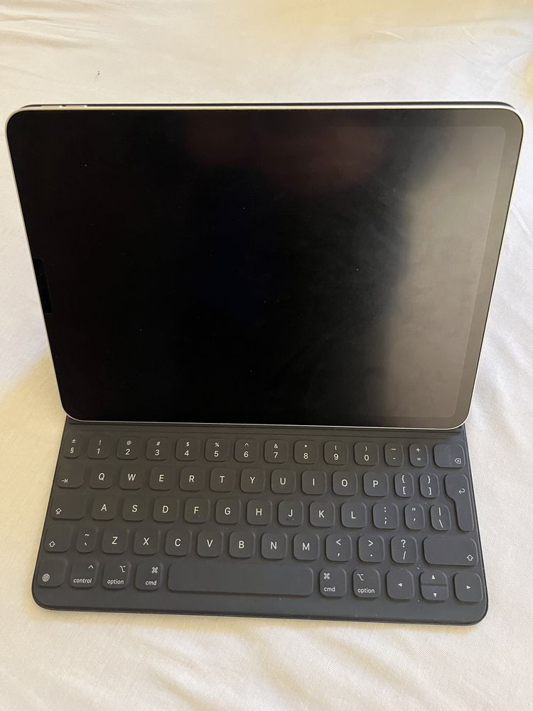 Etui Apple Smart Keyboard Folio do iPada Air lub Pro