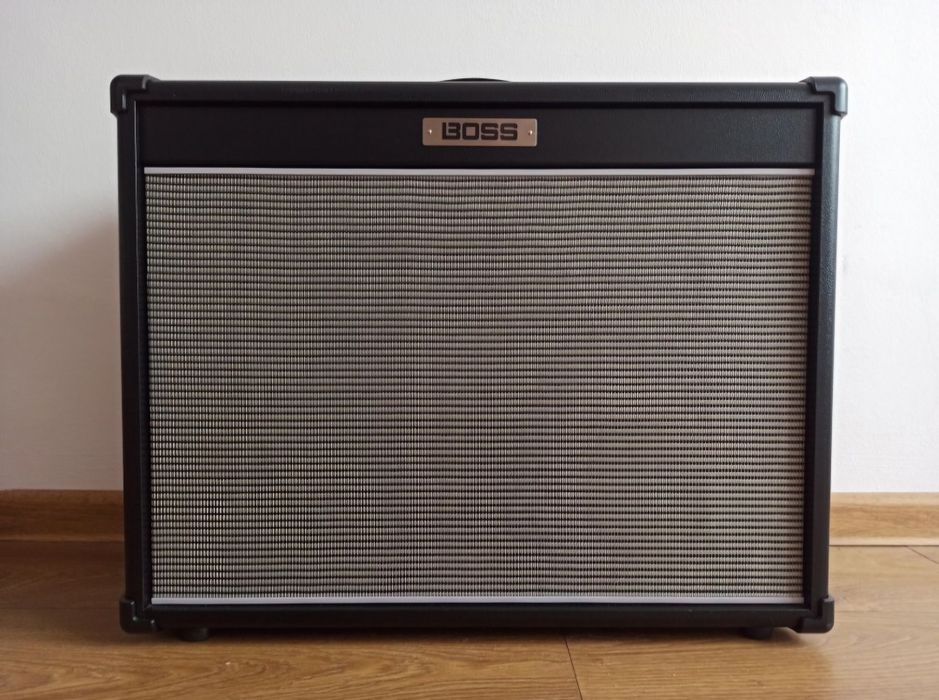 Boss Nextone Artist 80W + sterownik nożny