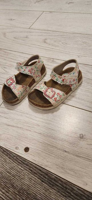 Босоніжки шкіра м'які